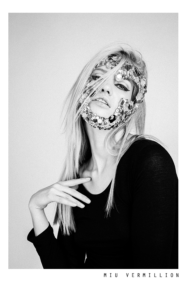 black and white dark fashion editorial by miu vermillion
