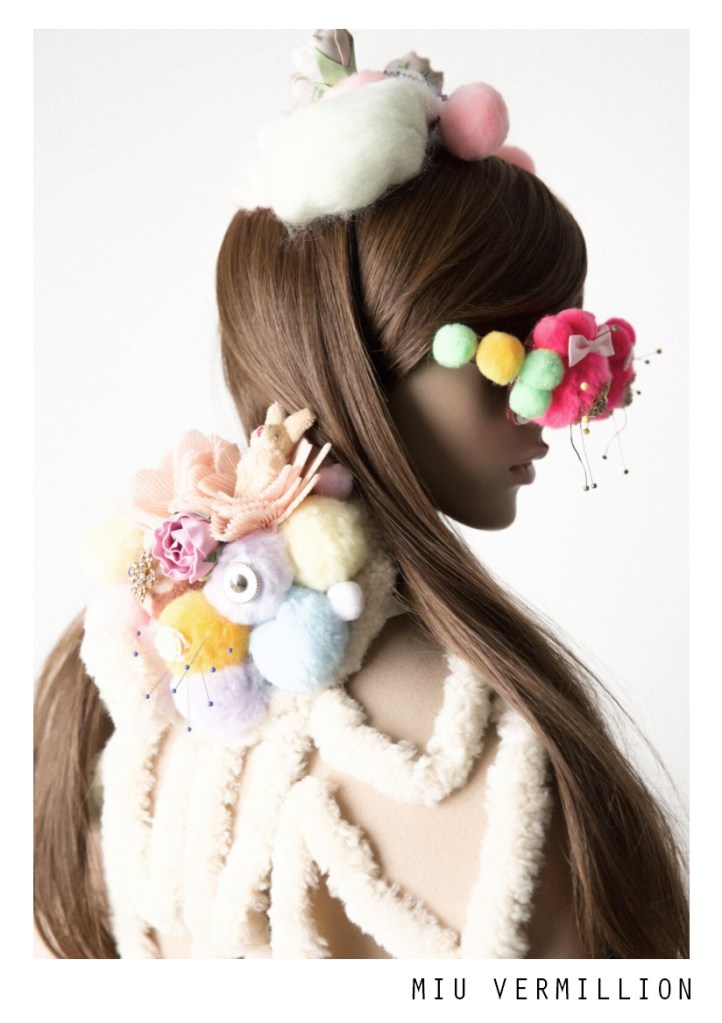 Plushchic Plastique 「プラスチック•プラスティック」 by Miu Vermillion for Lucy's Magazine