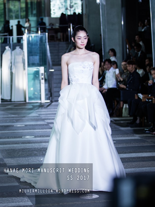 Hanae Mori Manuscrit Wedding SS 2017 | Amazon Fashion Week Tokyo - Photographed by Miu Vermillion
