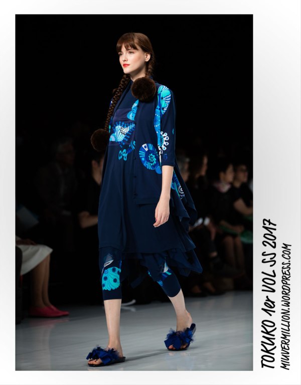 Tokuko 1er Vol - SS 2017 - Amazon Fashion Week Tokyo | Photographed by Miu Vermillion
