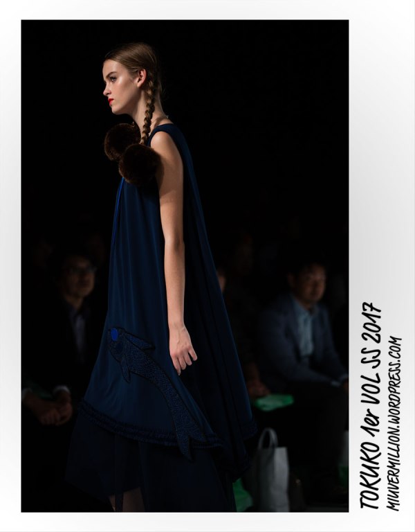 Tokuko 1er Vol - SS 2017 - Amazon Fashion Week Tokyo | Photographed by Miu Vermillion