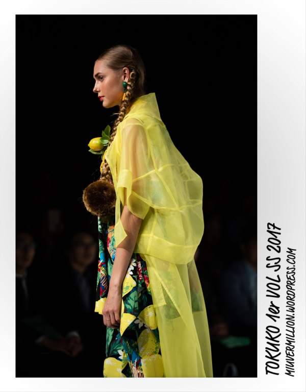 Tokuko 1er Vol - SS 2017 - Amazon Fashion Week Tokyo | Photographed by Miu Vermillion