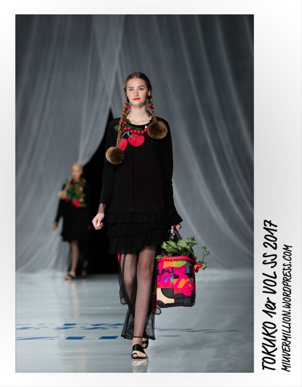 Tokuko 1er Vol - SS 2017 - Amazon Fashion Week Tokyo | Photographed by Miu Vermillion