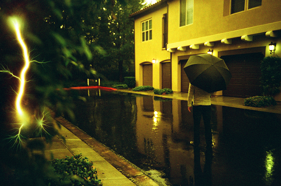 Revolog Tesla + Zenit 412LS via miu vermillion photography blog