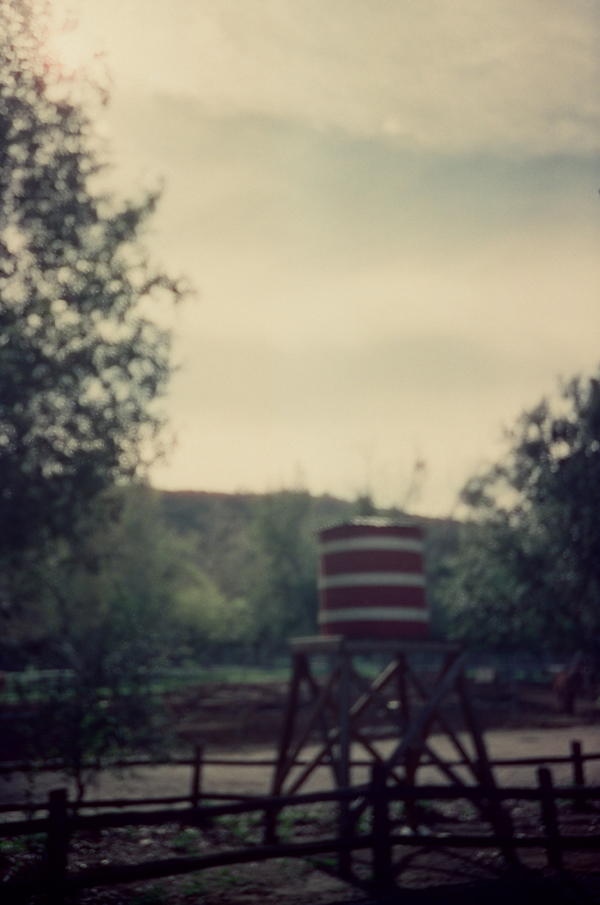 KONO! Kolorit 400 Tungsten + Zenit 412LS - via miu vermillion photography blog