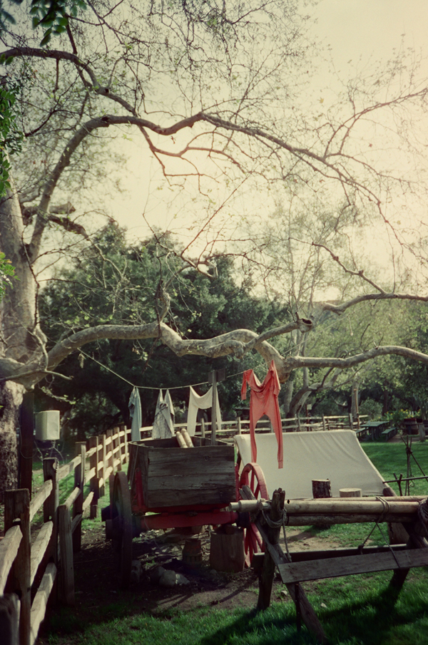 KONO! Kolorit 400 Tungsten + Zenit 412LS - via miu vermillion photography blog