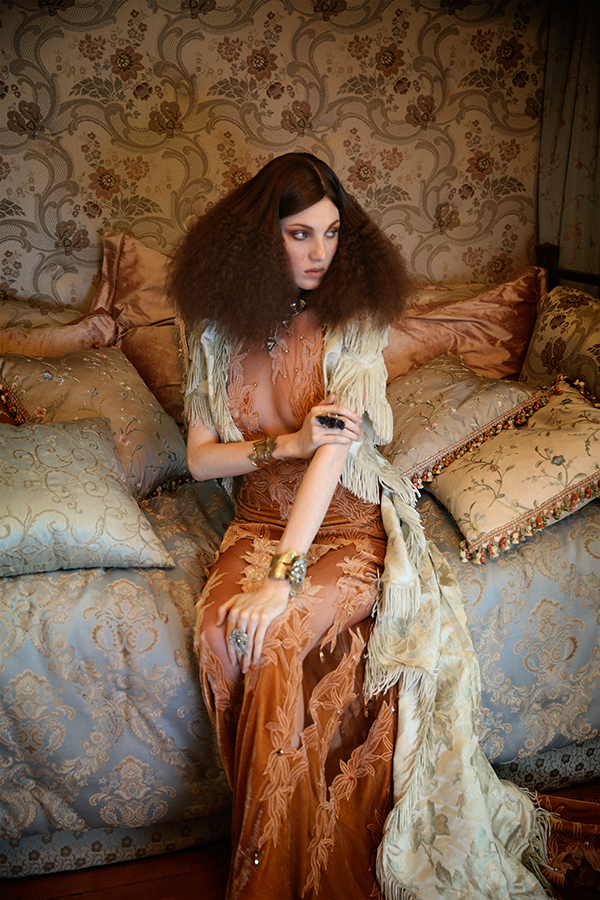 Annabelle Lyttle - Painterly Portrait Photography by Miu Vermillion